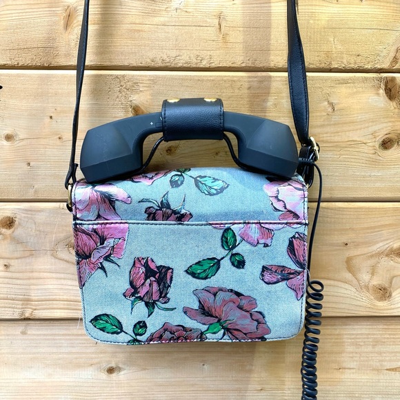 Betsey Johnson PHONE FLORAL Purse Handbag Kitsch TELEPHONE CROSSBODY - Picture 6 of 10